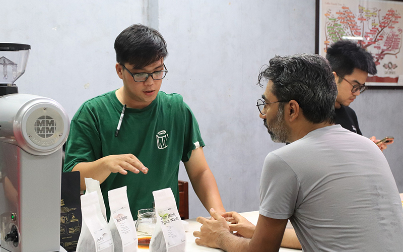Nên chọn cà phê phin hay espresso